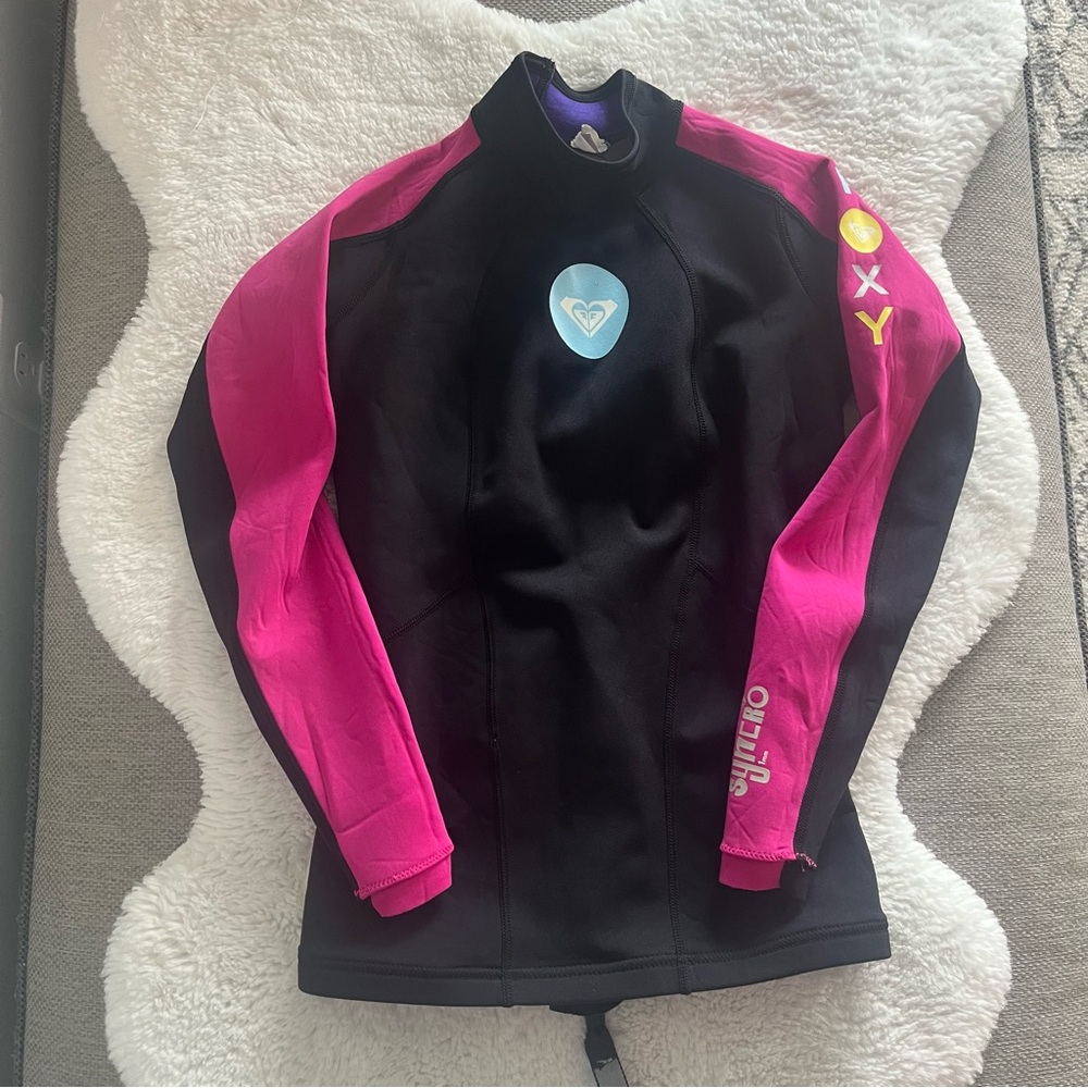 Roxy Syncro Black and Pink Wetsuit Top